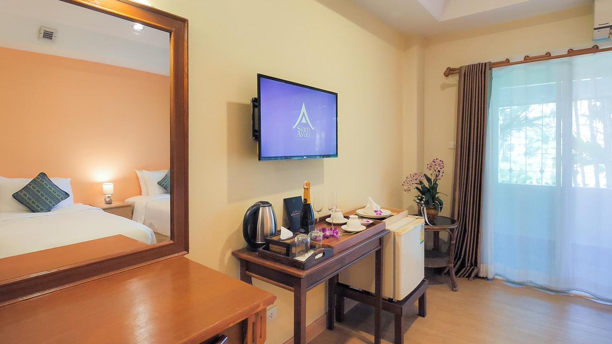 Siam Avari Hotel, تْشينيغْرايْ المظهر الخارجي الصورة