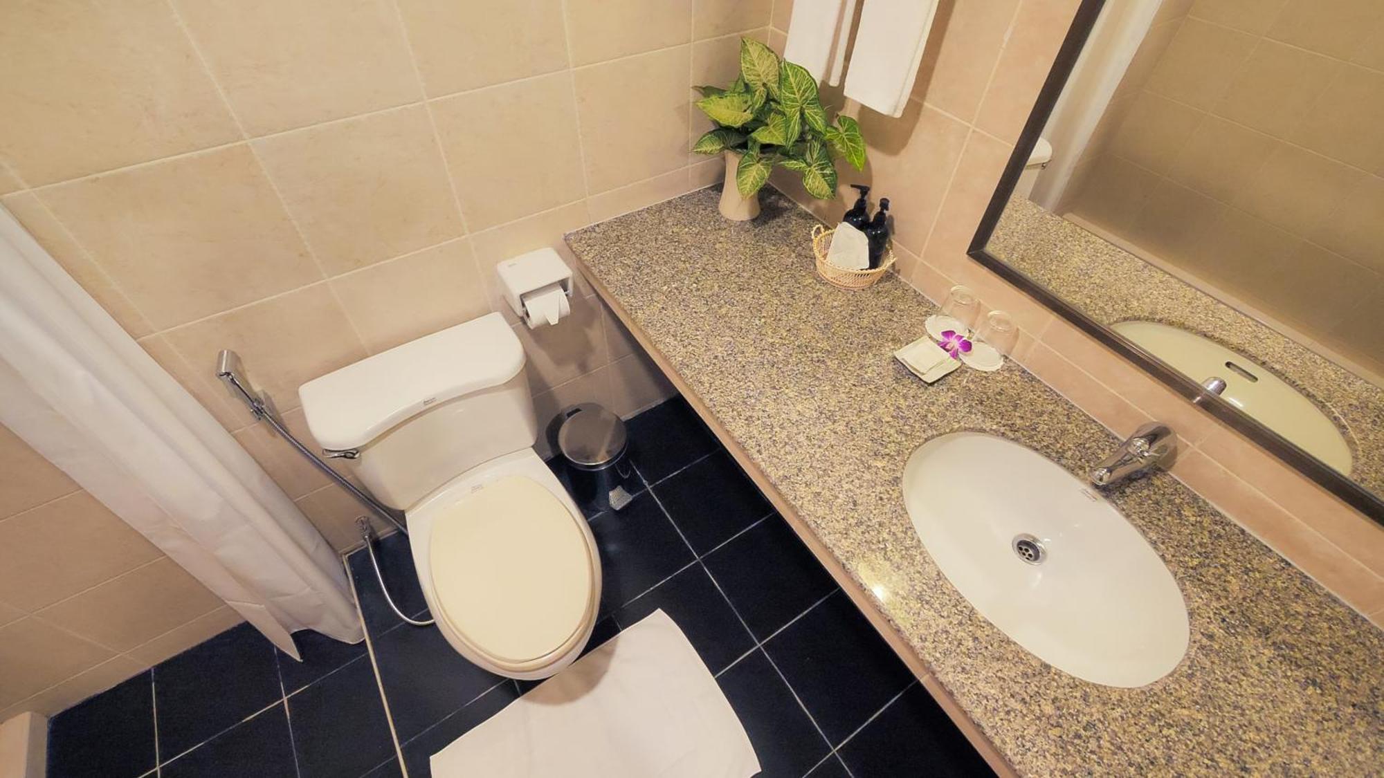 Siam Avari Hotel, تْشينيغْرايْ المظهر الخارجي الصورة